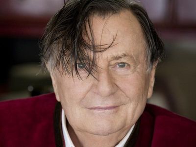 Barry Humphries 'unresponsive' reports denied