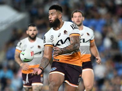 Broncos working on Haas deal, Walters shrugs rugby off