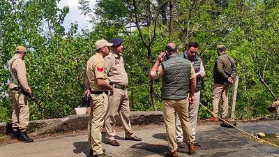 Poonch terror attack | Attackers untraced as operations complete five days; around 50 detained