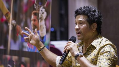 T.N. Stalin extends birthday wishes to Sachin Tendulkar on his turning 50