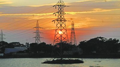 Prices on power exchanges soar, amid record demand levels