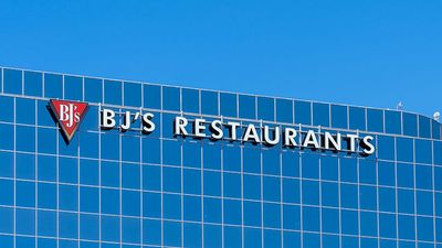 BJ's Restaurants Stock Cooking Up A Turnaround On Profit Growth