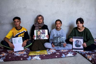 'Dead or alive': Iraq's Yazidis anxiously await IS-abducted relatives