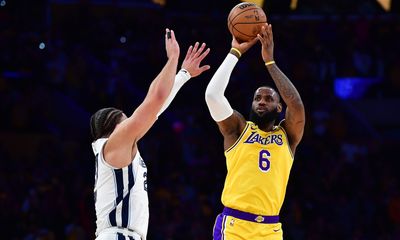 Lakers player grades: L.A. outlasts the Grizzlies in overtime