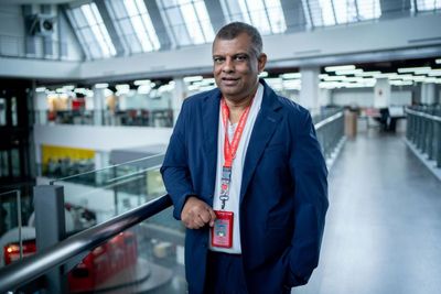 Founder prepares for life after AirAsia