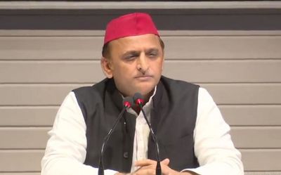 Akhilesh Yadav: 'BJP did not make smart city but opened drains'