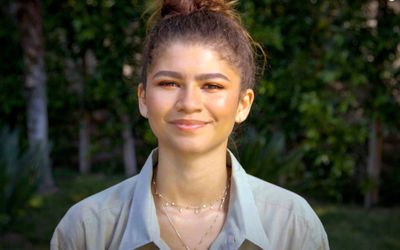 We're taking notes on Zendaya's LA poolside – it's a masterclass in outdoor minimalism