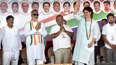 Priyanka Gandhi kicks up campaign dust in Mysuru, Chamarajanagar