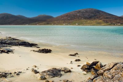 10 UK beaches that look like they’re abroad