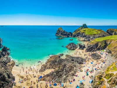 10 UK beaches that look like they’re abroad