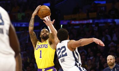 LeBron James and Darvin Ham praise D’Angelo Russell’s clutch shooting