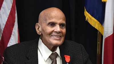 Iconic Singer Harry Belafonte Is Dead At 96, See Spike Lee's Sweet Tribute