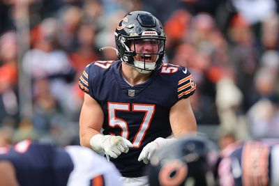 Bears name David Montgomery, Jack Sanborn recipients of Brian Piccolo Award