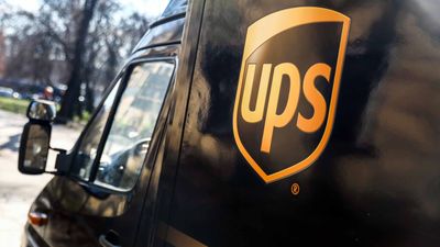 Stock Market Today: UPS, First Republic Earnings Drag on Stocks