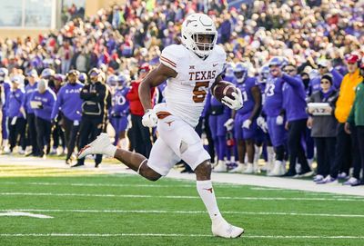 Texas RB Bijan Robinson says he’d love to play with Jalen Hurts