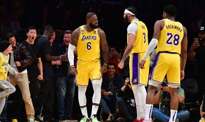 With a 3-1 series lead, it’s time for the Lakers to get greedy