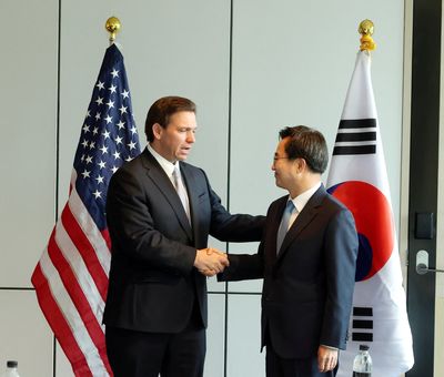 DeSantis urges more cooperation with South Korea