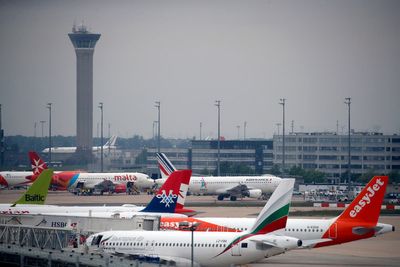 EU agrees to boost green fuels for aviation, cut emissions