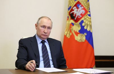Kremlin warns of more asset seizures after move against Fortum and Uniper