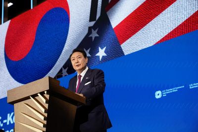 Explainer-South Korea's nuclear dilemma: Would U.S. trade Seattle for Seoul?