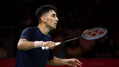 Lakshya Sen knocked out; Treesa-Gayatri in pre-quarters of Asia Badminton Championship