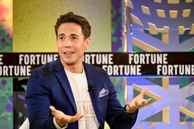 Olympian Apolo Ohno’s 4-step self-check-in can help maximize your moments: ‘I’m not searching for perfection here’