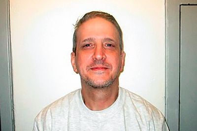 Richard Glossip: Oklahoma parole board overrules attorney general and denies clemency for death row inmate