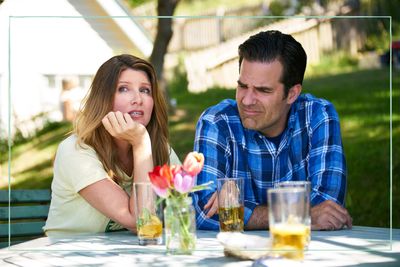 Catastrophe just landed on Netflix - Here's five reasons why parents SHOULD watch it