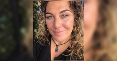 "She made everyone smile": Tributes paid to 'beautiful' mum who tragically died after collapsing in the street