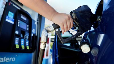 Gas prices could soon fall after switch to summer-blend fuel