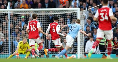 'Very poor' - Jamie Carragher pinpoints Arsenal star at fault for Man City opener as fans fume