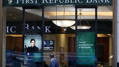 First Republic Bank stock plunges nearly 60% in a week