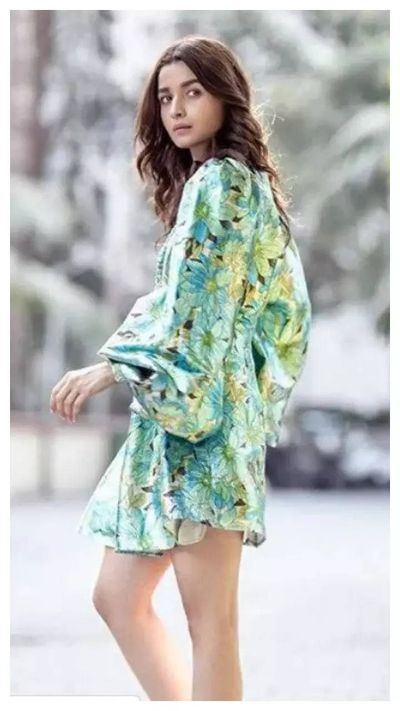 10 Floral Theme Outfits Of Alia Bhatt