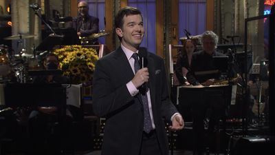 5 Must-Watch John Mulaney Comedy Specials (And How To Watch Them)