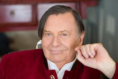 Melbourne comedy festival says critics created ‘a complete bin fire’ after Barry Humphries’ death