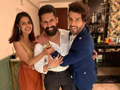Bigg Boss 16 fame Priyanka Chahar Choudhary, Gautam Vig reunite at Dooriyan launch; go to Ravi Dubey's house for after party