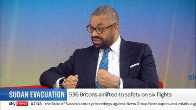 Move now, James Cleverly warns Britons trying to flee Sudan conflict