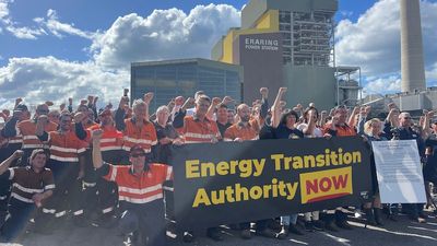 Eraring power station workers say jobs are in doubt as calls grow for transition authority