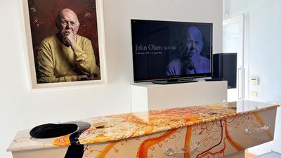 Acclaimed Australian artist John Olsen farewelled at funeral in Sydney