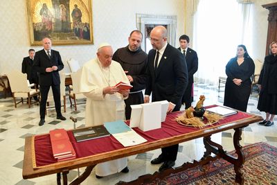 Ukraine PM invites pope to visit, seeks help repatriating deported children