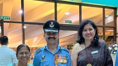 Lucknow based IAF officer gets Vishisht Seva Medal, has a long association with Prayagraj too