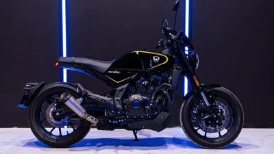 Spanish Motorcycle Brand Wottan Introduces The Rebbe 400 In Italy