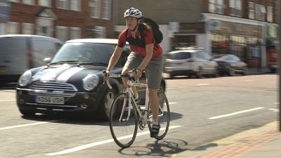 UK cycling 11% above pre-pandemic level, government data shows