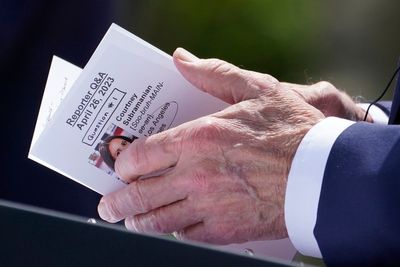 Newspaper denies submitting advance questions as Biden snapped with reporter’s card in hand