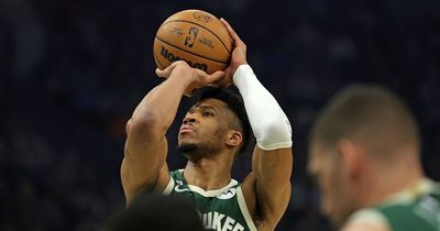 Giannis Antetokounmpo told what he lacks after "epic failure" in NBA playoffs