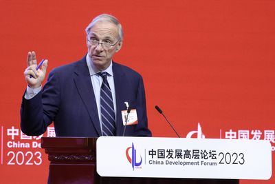Ray Dalio: U.S. and China are ‘on the brink of going to war’