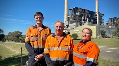 Hunter Valley's Liddell Power Station closes marking end of era for one of Australia's oldest operating coal-fired plant