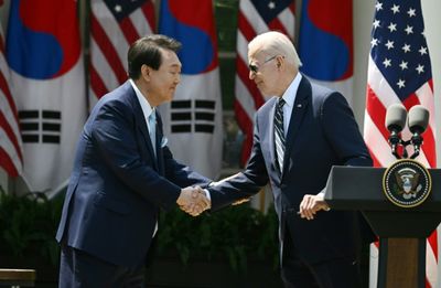 US and S. Korea boost cooperation, but nuclear threat remains