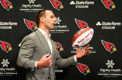 Eagles trade pick No. 94, and a 2024 5th-round pick to the Cardinals for 66th pick in 2023 draft