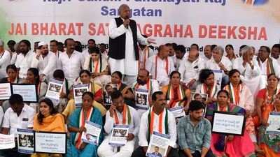 Congress stages fast against Rahul’s disqulification